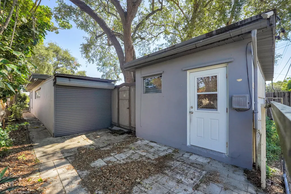 2620 Harding Street Hollywood FL 33020
