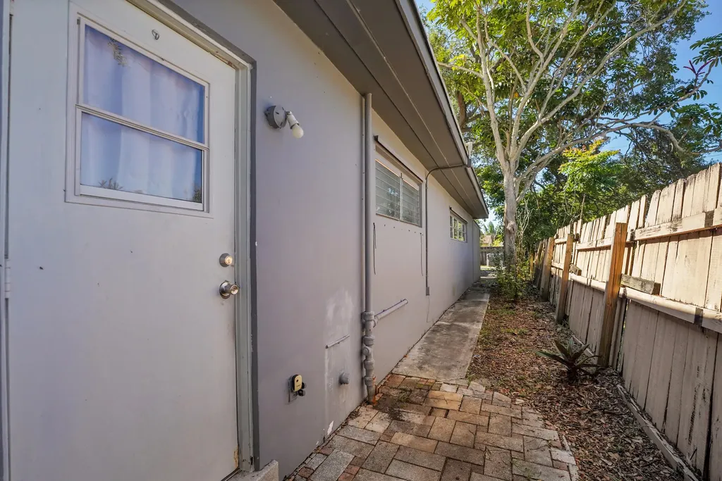 2620 Harding Street Hollywood FL 33020