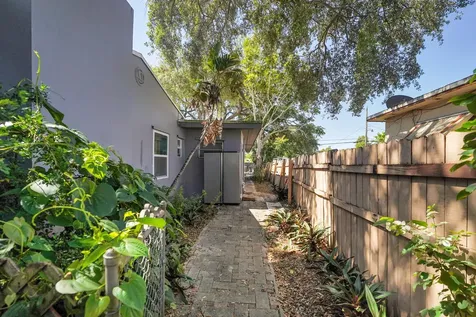 2620 Harding Street Hollywood FL 33020