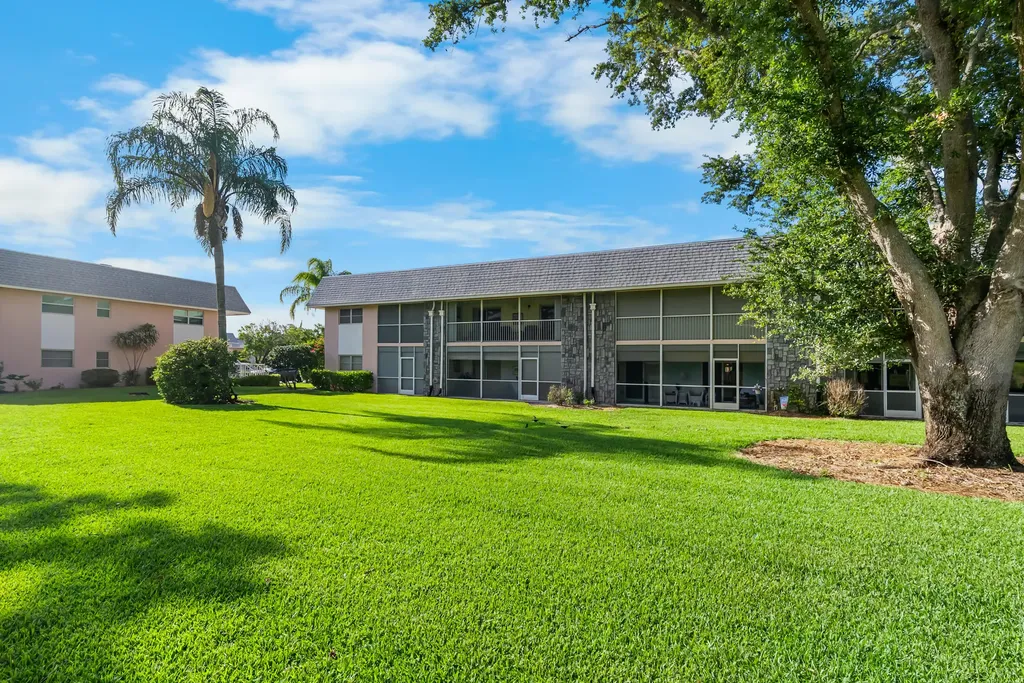 18081 SE Country Club Drive Jupiter FL 33469