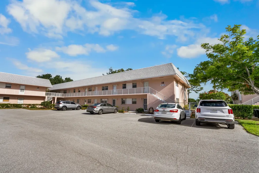 18081 SE Country Club Drive Jupiter FL 33469