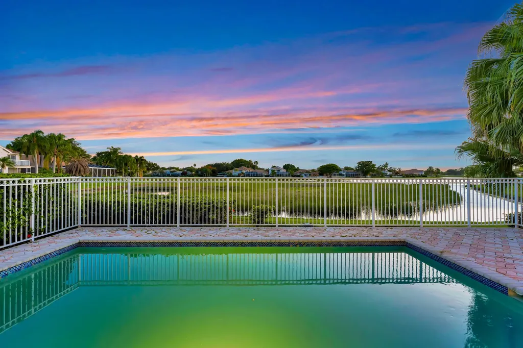 1012 Diamond Head Way Palm Beach Gardens FL 33418
