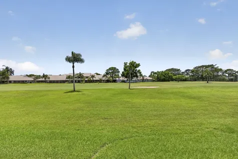 5954 SE Franklin Place Hobe Sound FL 33455