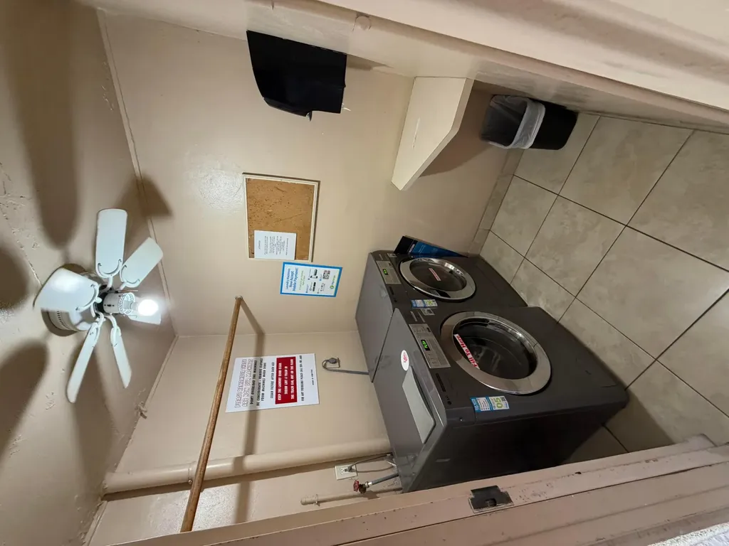 4040 N Hills Drive Hollywood FL 33021