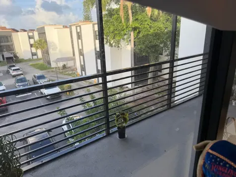 4040 N Hills Drive Hollywood FL 33021