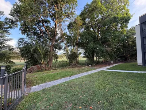 4040 N Hills Drive Hollywood FL 33021