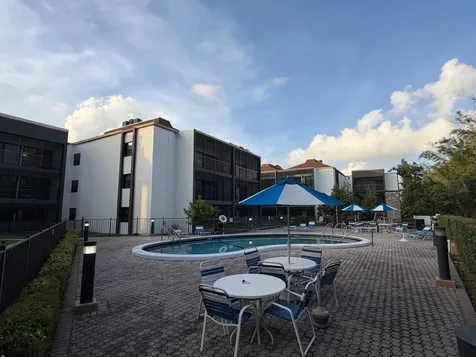 4040 N Hills Drive Hollywood FL 33021