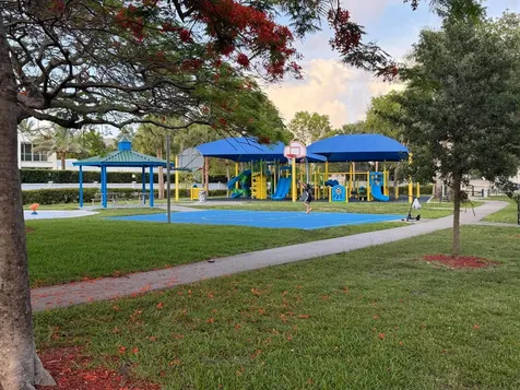 4040 N Hills Drive Hollywood FL 33021