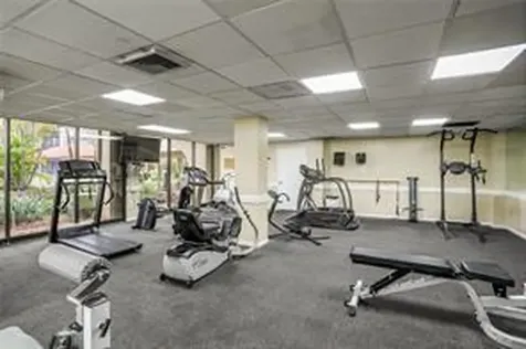 4040 N Hills Drive Hollywood FL 33021