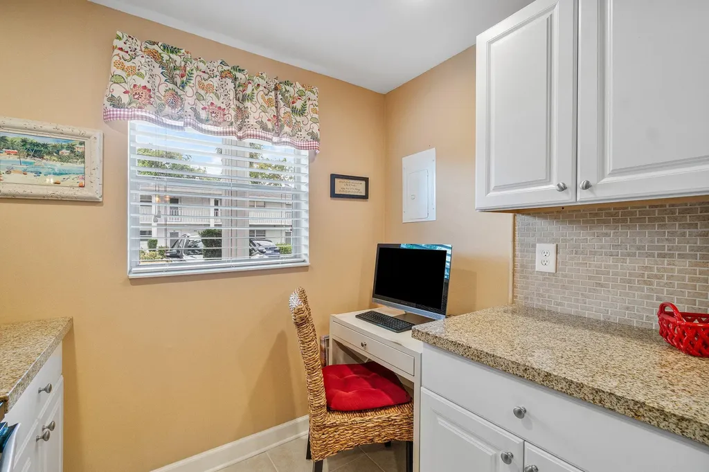 2700 SW 22nd Avenue Delray Beach FL 33445
