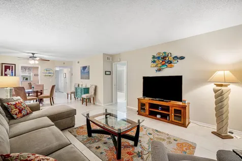 2700 SW 22nd Avenue Delray Beach FL 33445