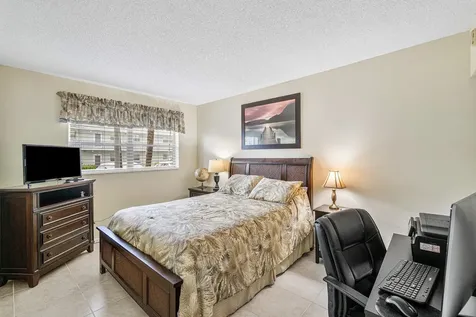 2700 SW 22nd Avenue Delray Beach FL 33445