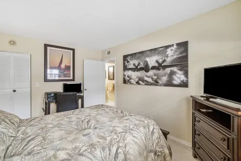 2700 SW 22nd Avenue Delray Beach FL 33445