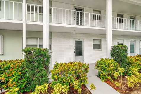 2700 SW 22nd Avenue Delray Beach FL 33445