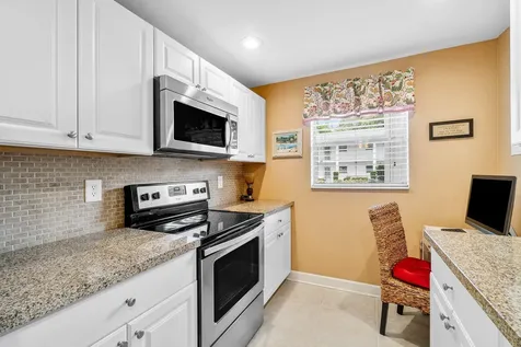 2700 SW 22nd Avenue Delray Beach FL 33445