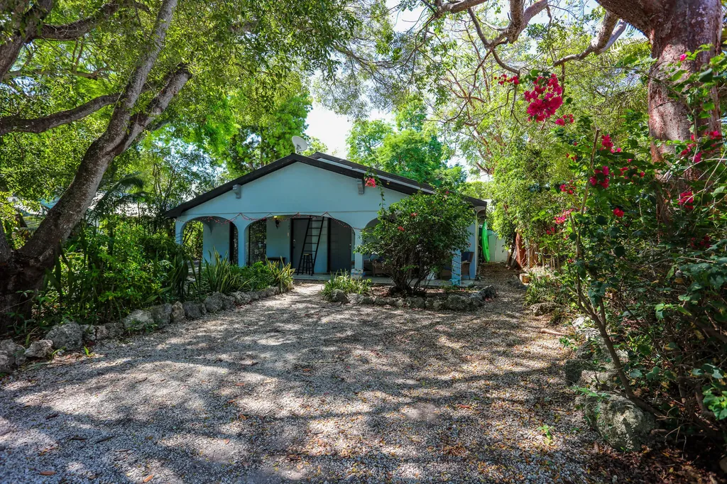 145 Casa Court Drive Tavernier FL 33070