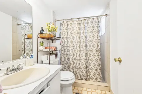 6941 Carlyle Avenue Miami Beach FL 33141