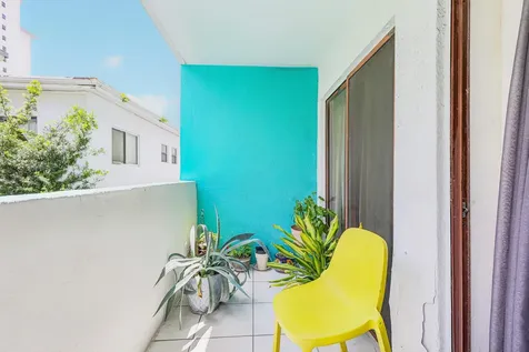 6941 Carlyle Avenue Miami Beach FL 33141