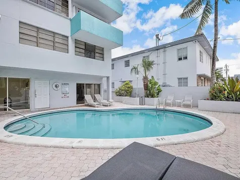 6941 Carlyle Avenue Miami Beach FL 33141