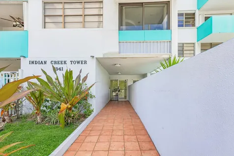 6941 Carlyle Avenue Miami Beach FL 33141