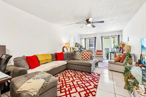 6941 Carlyle Avenue Miami Beach FL 33141
