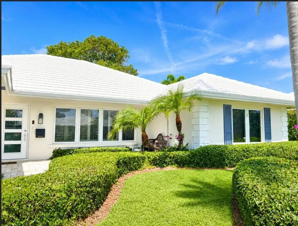 1111 SW Pepperridge Terrace Boca Raton FL 33486