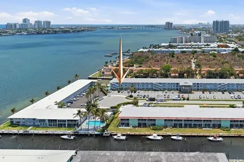 120 Lehane Terrace North Palm Beach FL 33408