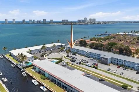 120 Lehane Terrace North Palm Beach FL 33408