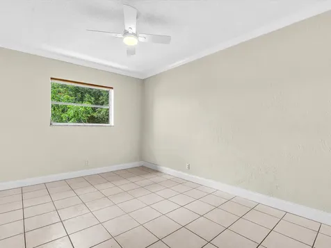 3421 NE 15th Avenue Oakland Park FL 33334
