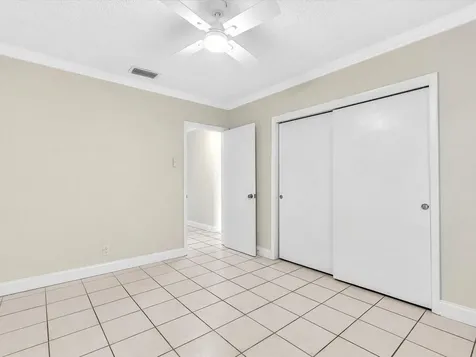 3421 NE 15th Avenue Oakland Park FL 33334