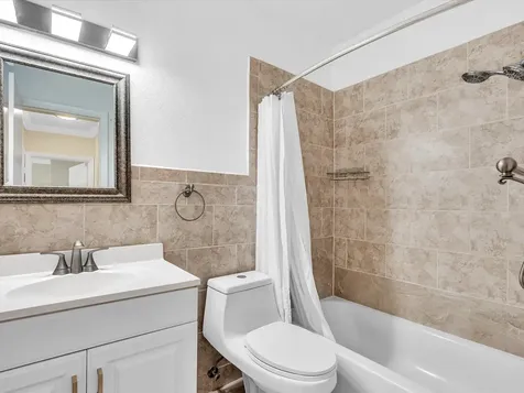 3421 NE 15th Avenue Oakland Park FL 33334