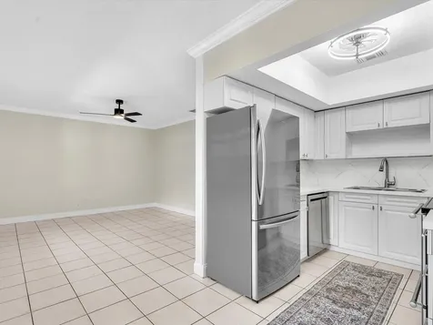 3421 NE 15th Avenue Oakland Park FL 33334