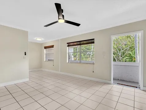 3421 NE 15th Avenue Oakland Park FL 33334