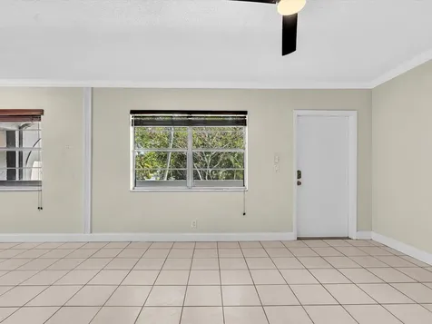 3421 NE 15th Avenue Oakland Park FL 33334