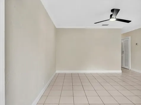 3421 NE 15th Avenue Oakland Park FL 33334