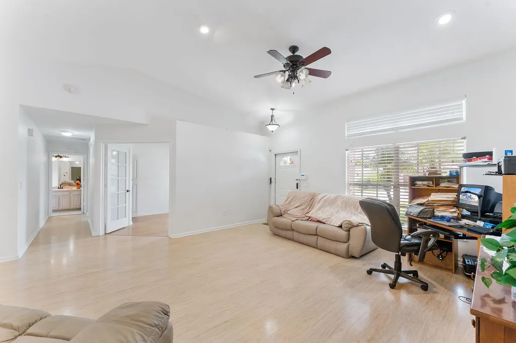 112 Laurel Way Royal Palm Beach FL 33411