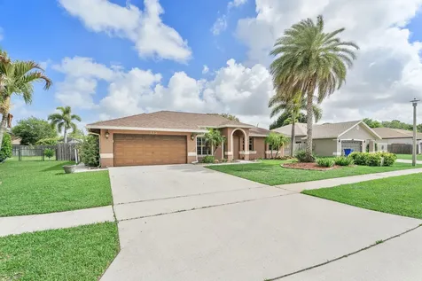 112 Laurel Way Royal Palm Beach FL 33411