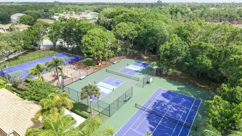 112 Laurel Way Royal Palm Beach FL 33411