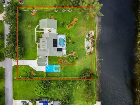 5637 Lago Del Sol Drive Wellington FL 33449