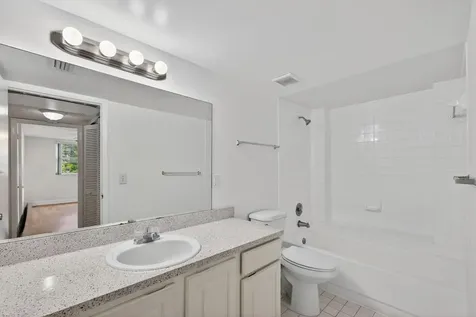 8353 Lake Drive Doral FL 33166
