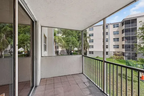 8353 Lake Drive Doral FL 33166