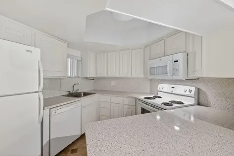 8353 Lake Drive Doral FL 33166