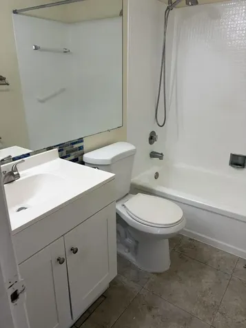 220 Berkshire K West Palm Beach FL 33417