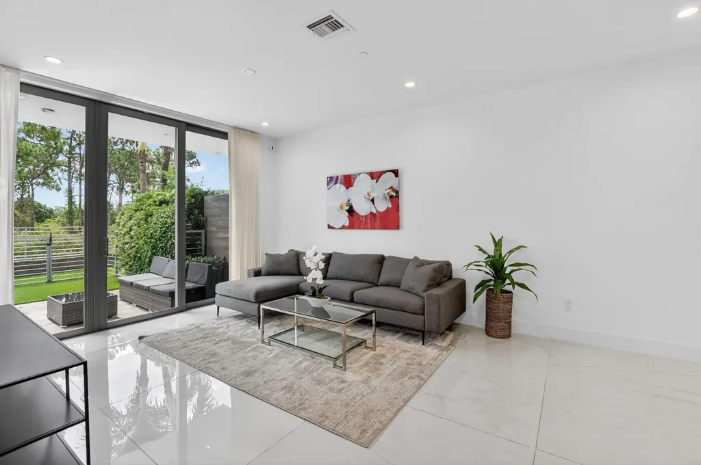 4130 NW 17th Avenue Boca Raton FL 33431