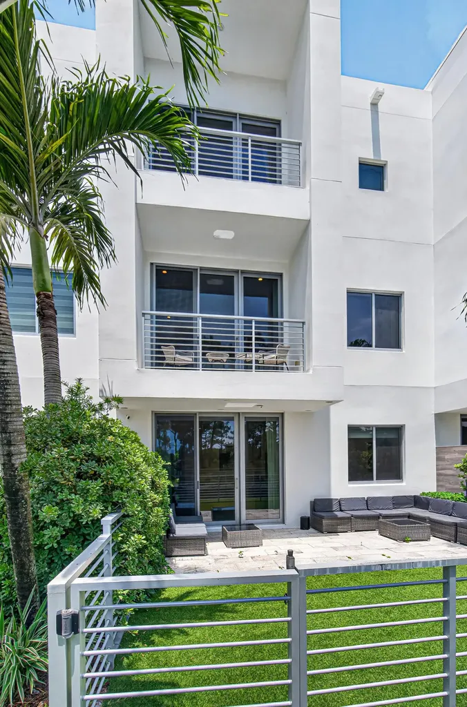 4130 NW 17th Avenue Boca Raton FL 33431
