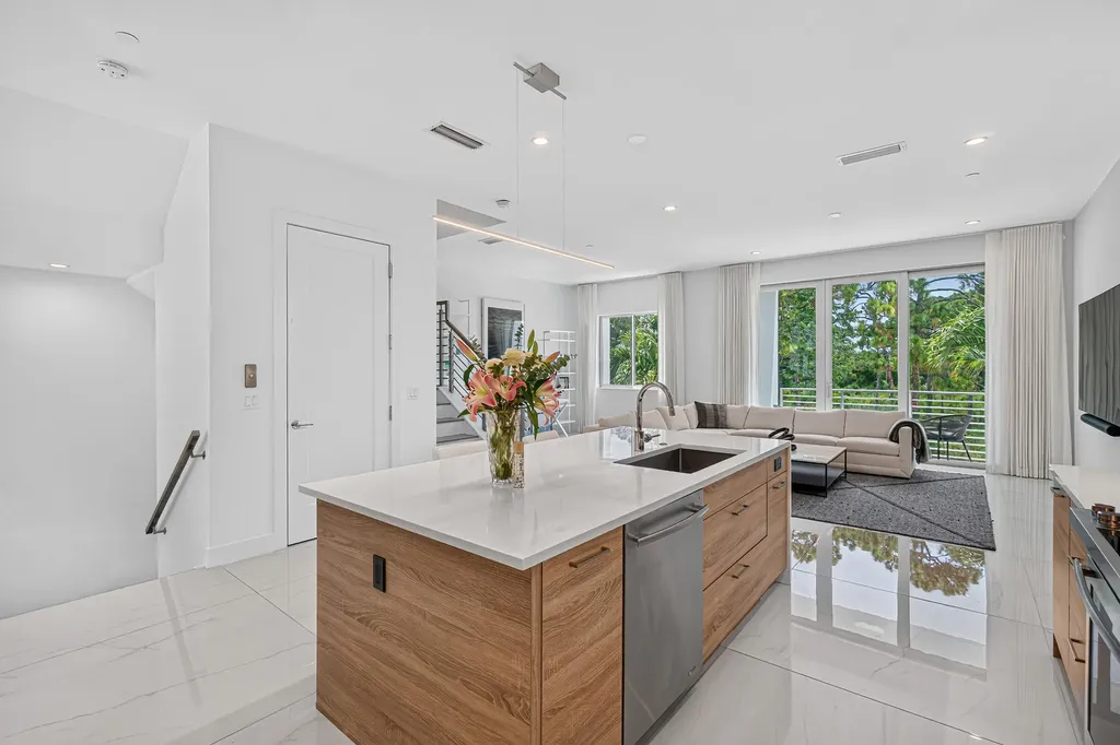 4130 NW 17th Avenue Boca Raton FL 33431