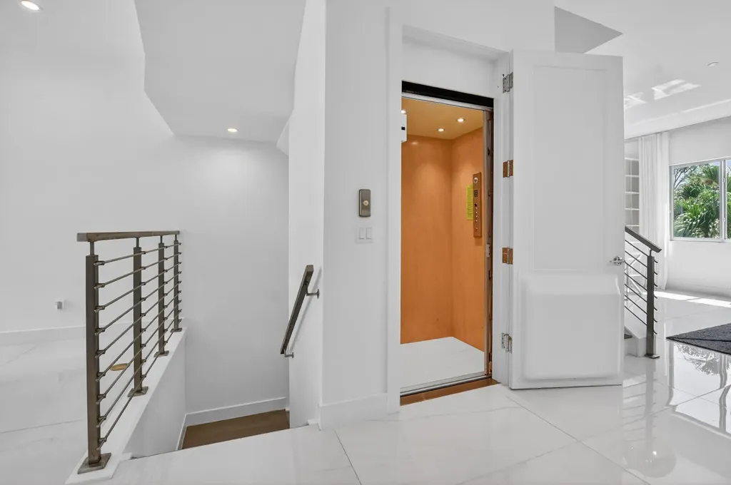 4130 NW 17th Avenue Boca Raton FL 33431