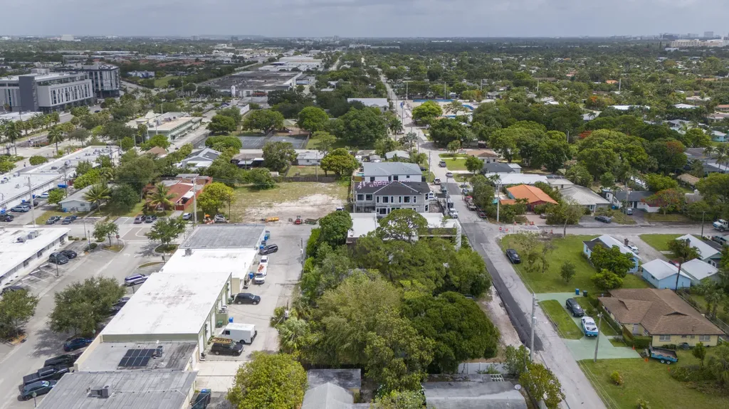3467 NE 13th Avenue Oakland Park FL 33334
