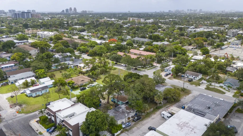 3467 NE 13th Avenue Oakland Park FL 33334