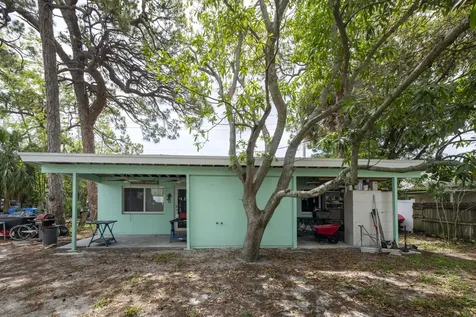 3467 NE 13th Avenue Oakland Park FL 33334